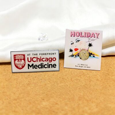 주문 Custom Lapel Pin and Metal Badge with 2D/3D Design Epoxy Coating and Zinc Alloy Material online manufacture