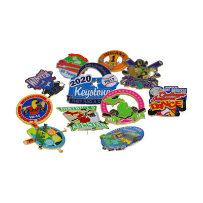 좋은 가격 핑크 알로이 금속 배지에서 사용자 정의 1.5 인치 부드러운 에나멜 라펠 핀 온라인으로